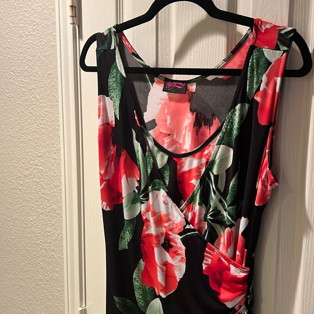 Peachy Mama Red and Black Floral Dress for Nursing Mothers, Size L